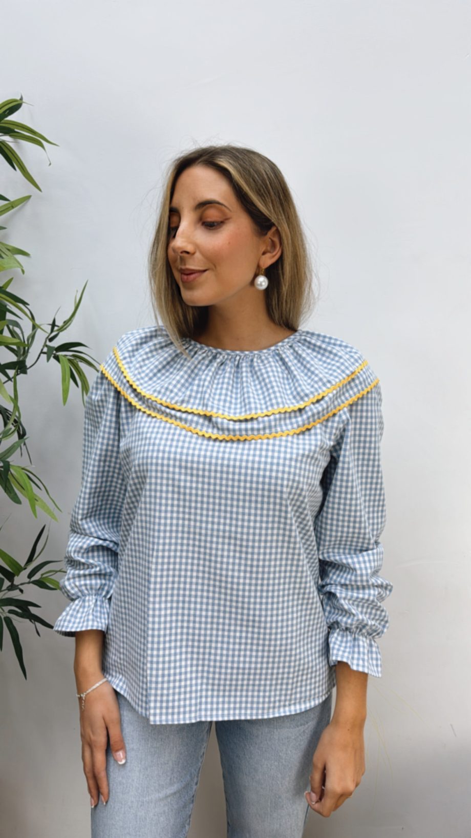 Blusa Doble Volante Azul Cielo