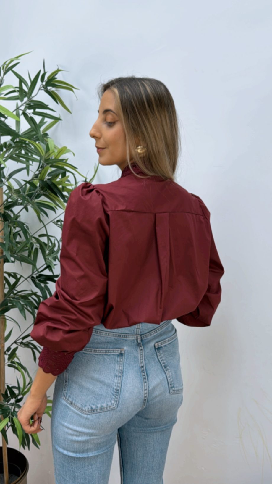 Blusa Lazada Troquelada Burdeos