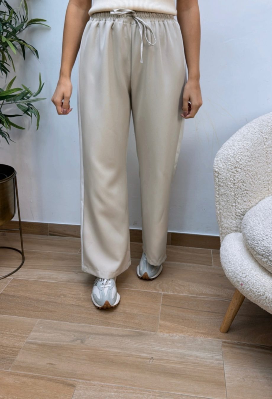 Pantalón Wide Leg Beige Raya Lateral