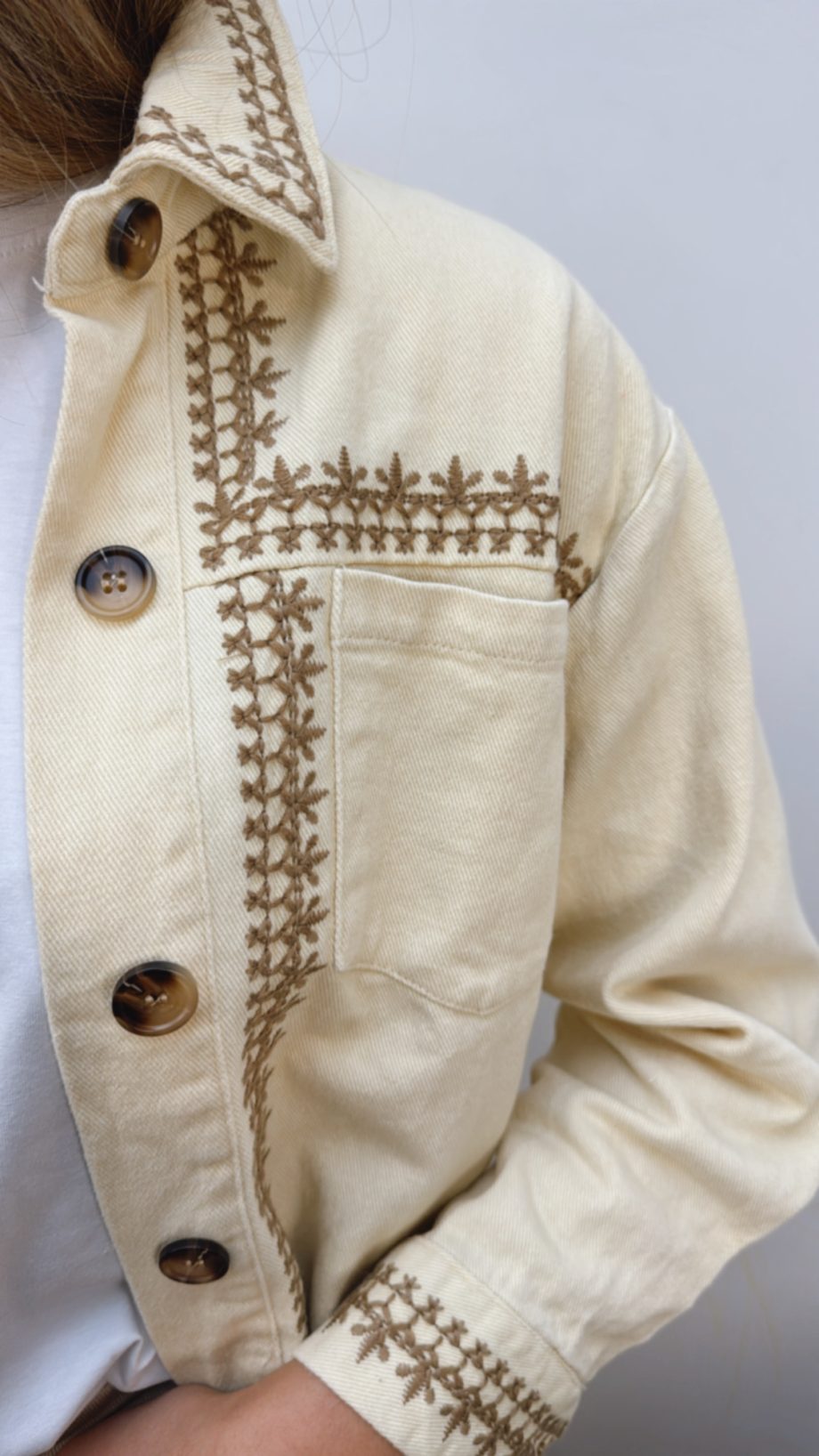 Chaqueta Bordada Beige & Camel