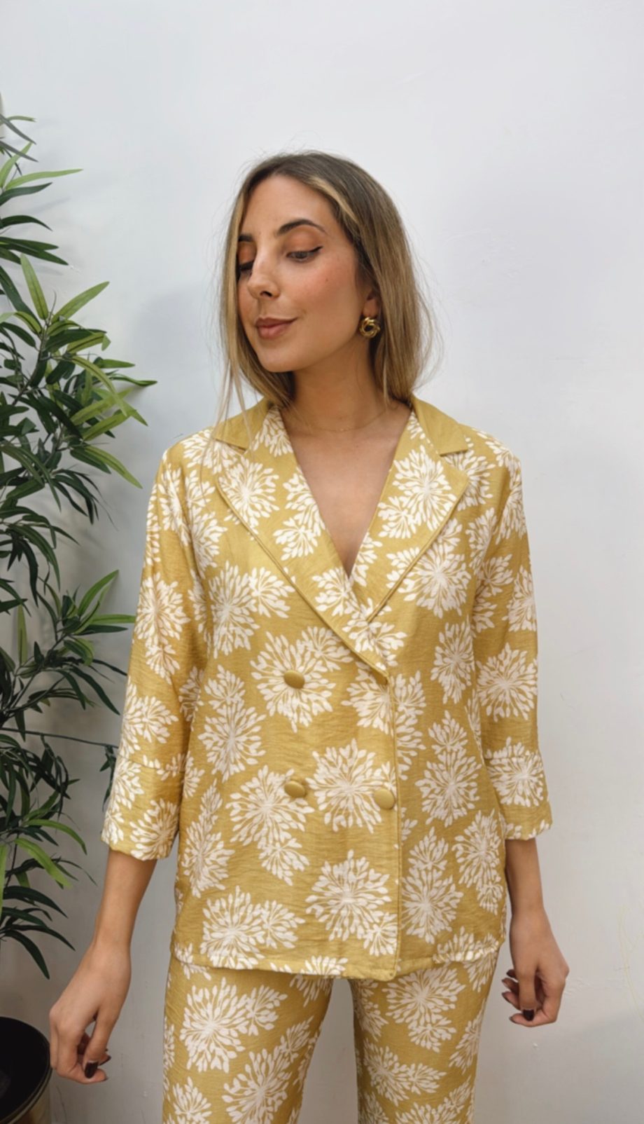 Traje Chaqueta Cruzada Amarillo